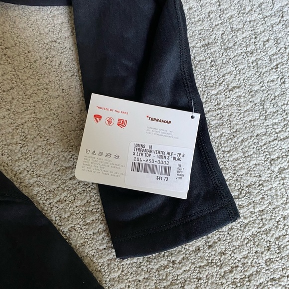 Half zip - Picture 3 of 3